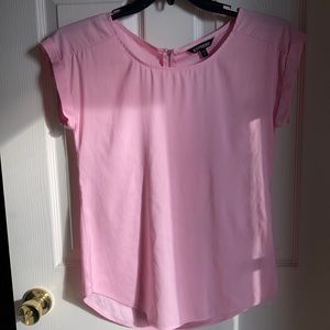 🟣🟣 Express Women’s Pink Crew-neck Top (size XS)